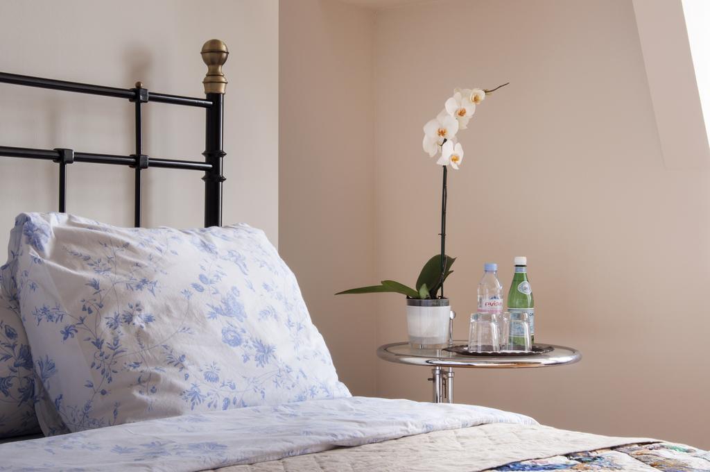 B&B De Schiedamse Suites Room photo